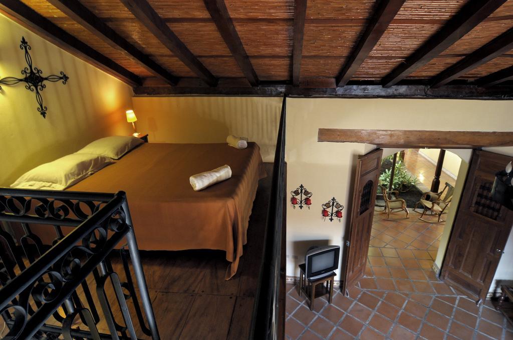 Hotel La Pergola Granada Bagian luar foto